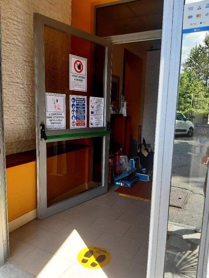 B&B The Sun Swimming & Pool Turin Exterior foto